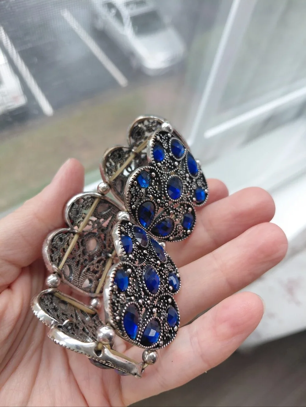 Elegant Blue Crystal Statement Bracelet - Women Jewelry